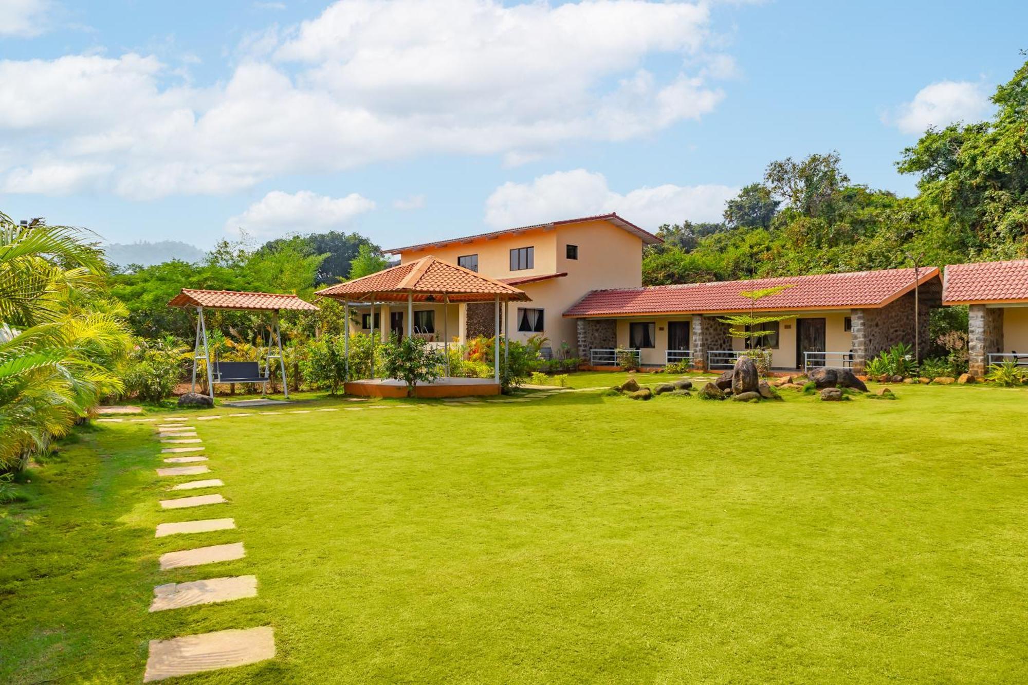 Casa Amora Лонавала Экстерьер фото