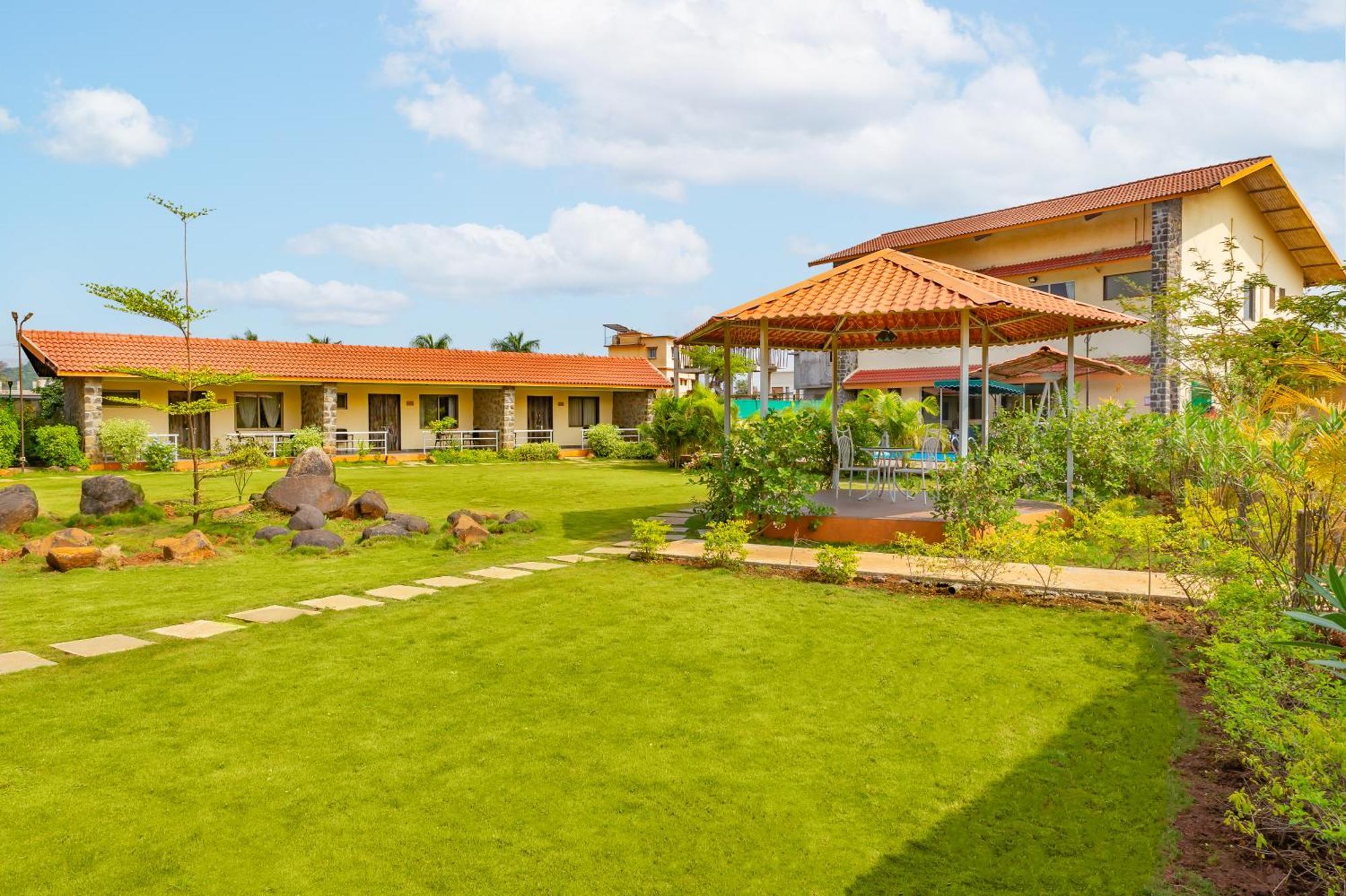 Casa Amora Лонавала Экстерьер фото